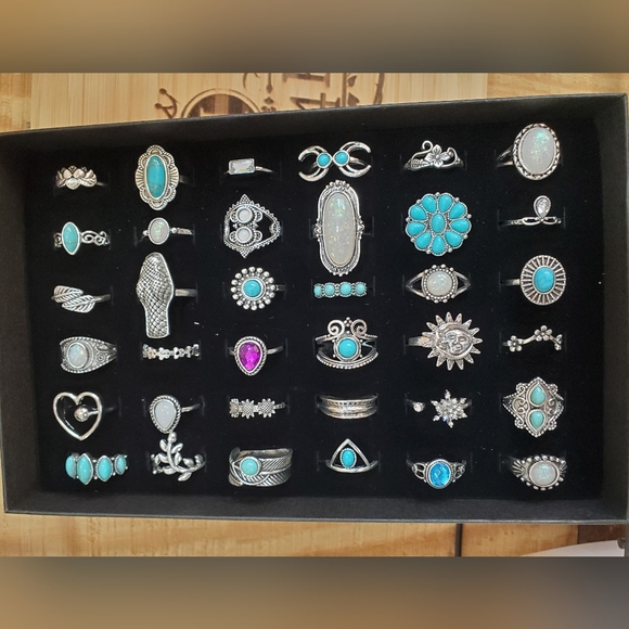 36 Pcs Cocktail Rings Collection - Picture 7 of 8